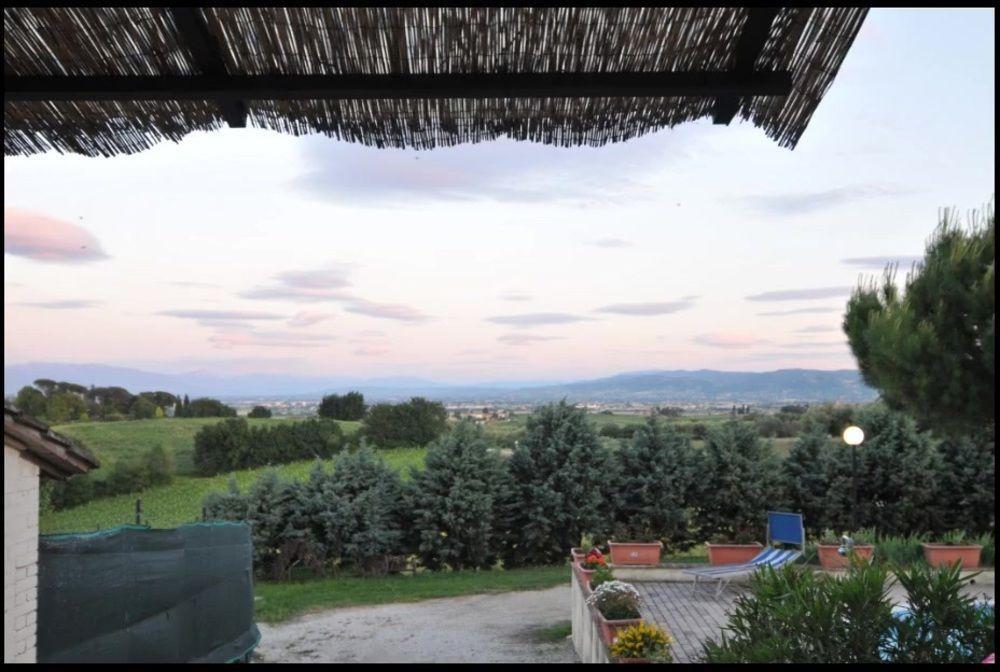 Agriturismo La Ginestrella Civitella D'Arna Екстериор снимка